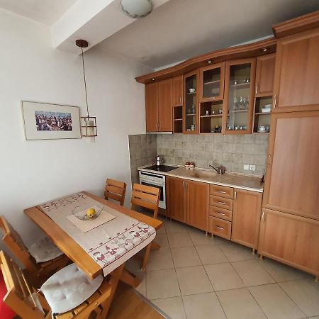 Zogu Apartments - City View Prishtinë Ngoại thất bức ảnh